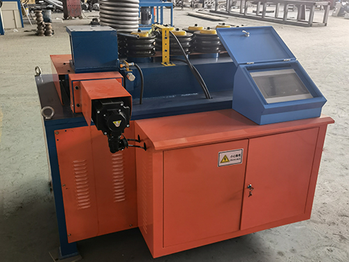 Numerical control cold bending forming machine for greenhouse pipe bending