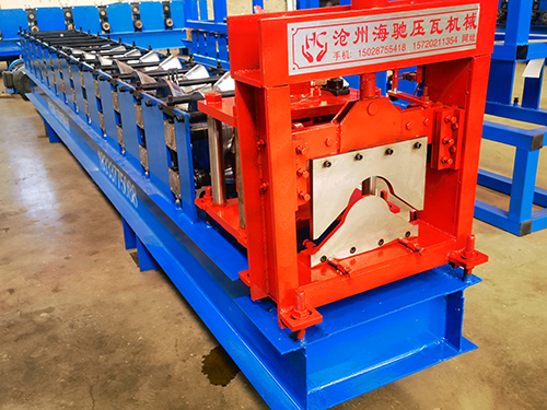 Ridge tile color steel tile press