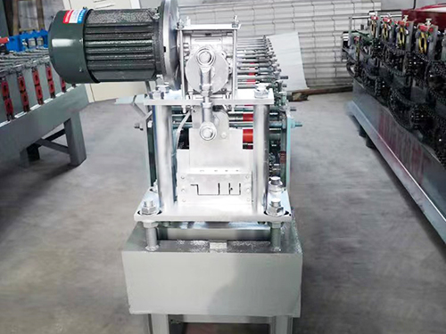 Single reverse side U-groove equipment